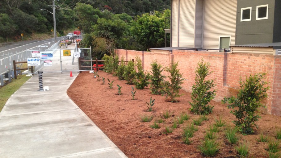 Stoney Creek Shared Bridge – Landscaping