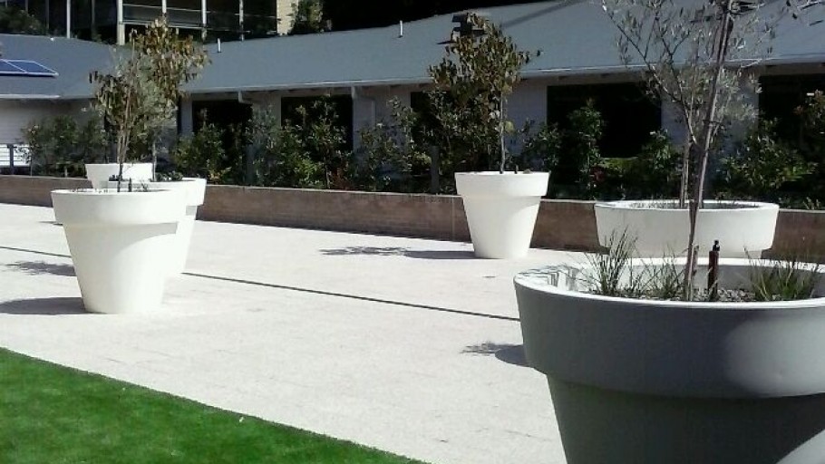 Soft & Hard Landscaping – Kennett Home